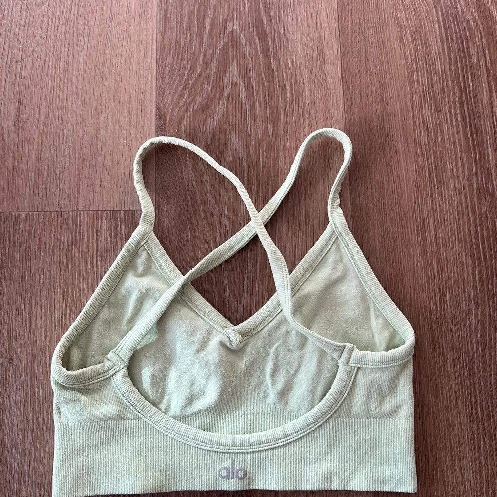 Alo Yoga Set - Picture 4 of 6